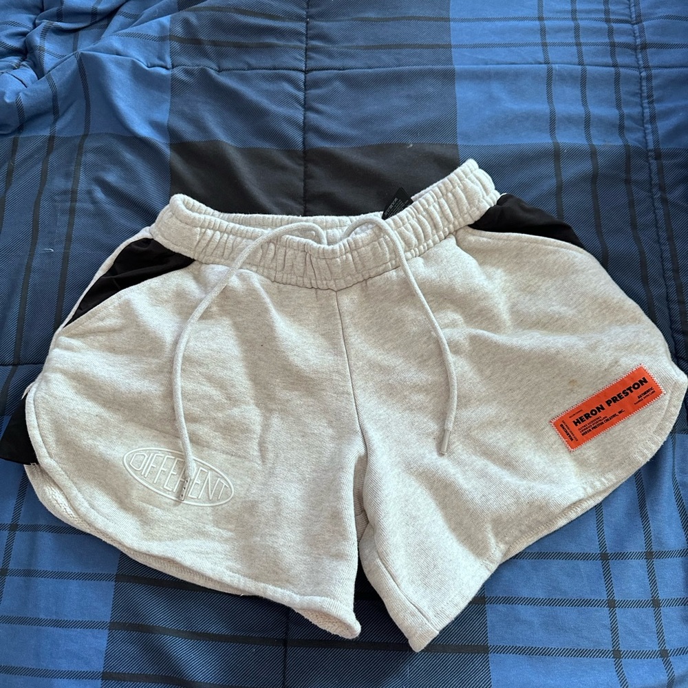 Heron Preston shorts size L